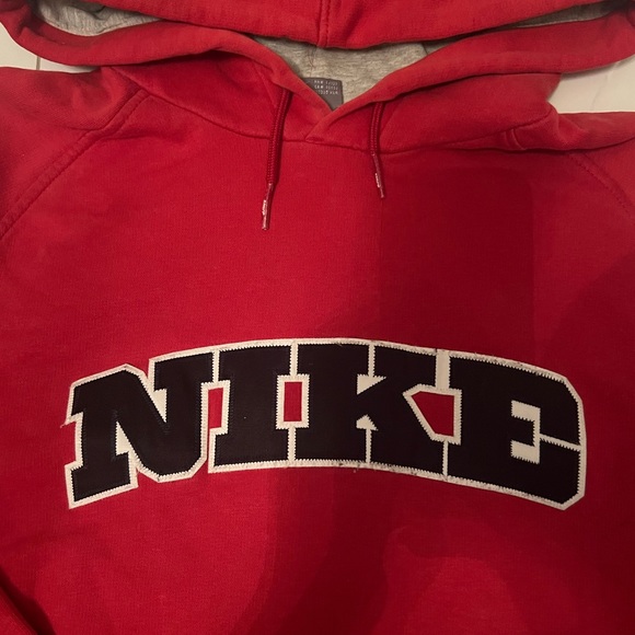 Vintage Nike Cropped Hoodie - Picture 2 of 6